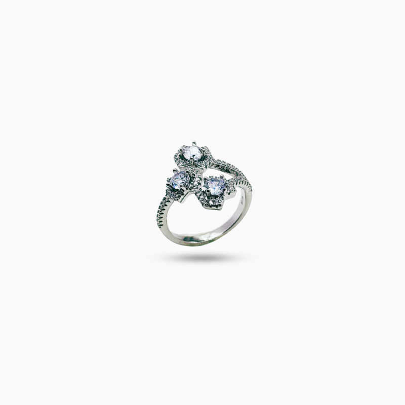 Three zircon studded bow silver ring